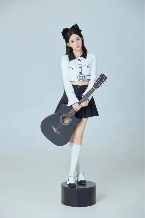 主播李粥粥做回吉他少女陌陌hello星现场惊艳飙歌