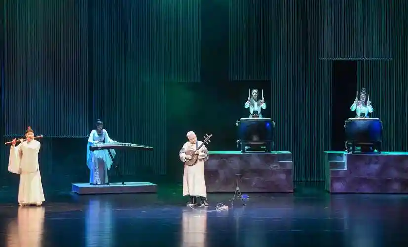 消博会主题文艺演出上演国风音乐会奏响椰城