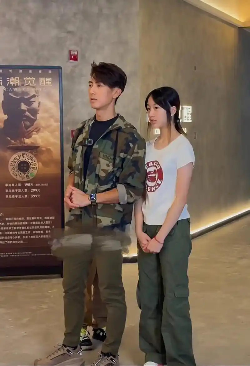 吴尊女儿长大了,侧颜好像周冬雨#吴尊 #neinei #吴尊 - 抖音