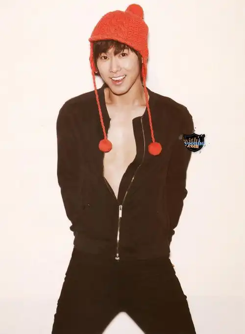 p>郑允浩(jung yunho),1986年2月6日出生于韩国 a target="_blank"