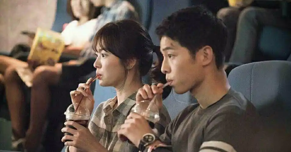 原创宋慧乔与宋仲基分手后人气不减不经意带火的孕妇鞋60元就能买同款