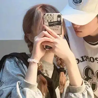 高冷抖音最潮情侣头像两张图片唯美情侣真人高清微信头像图片大