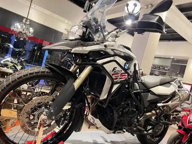 宝马f800gs