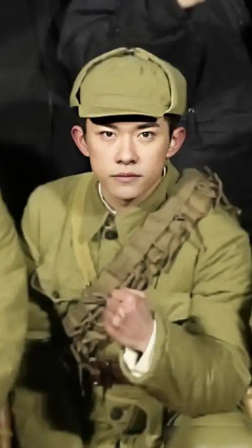 易烊千玺长津湖军装照出炉网友不淡定了问国家分配对象吗