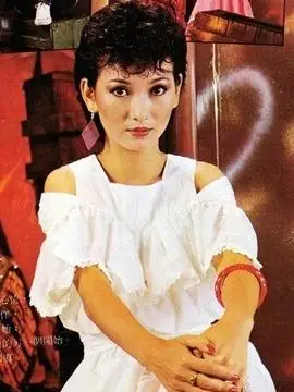 年|电视剧|共10集导演:|编剧:|主演:李香琴赵雅芝黄允材03更多10