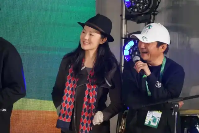 黑豹主唱栾树放弃王菲情定咏梅相伴28年53岁无儿女也幸福