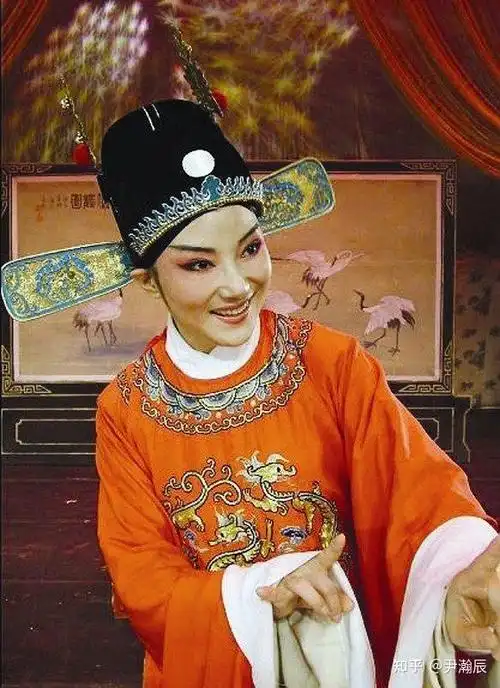 图9:黄梅戏表演艺术家-杨俊图10:黄梅戏表演艺术家-杨俊