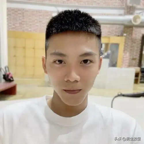 男生短发发型图片,男士两边铲短发型 - 老欧博客