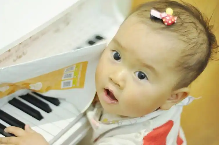 分享收藏快乐如此简单文艺小女孩又是一年夏天又是一年油菜花圣诞小孩