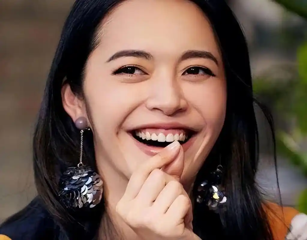 姚晨:从大嘴女王到恶之花,她的演艺之路充满波折与辉煌