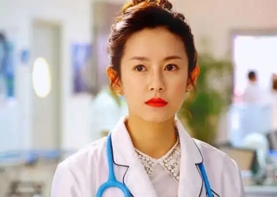 张子萱和陈赫秀恩爱,越来越多人祝福,网友们的思想发生了变化