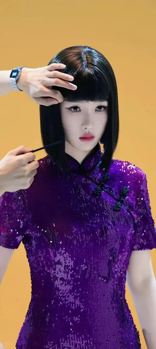 壁纸分享,虞书欣的短发造型,真的很可爱