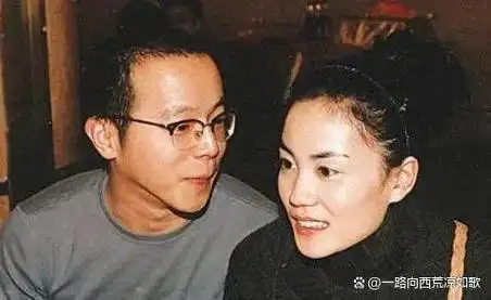 王菲的两个女儿都长得不尽人意看完照片你发现什么了吗