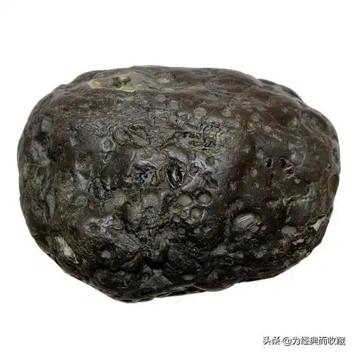 石铁陨石由铁,镍和硅,酸,盐矿物组成,铁镍金属含量30至65,这类陨石约