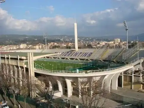 p>佛罗伦萨足球俱乐部(acf fiorentina),是一家位于 a target="