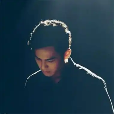 钟汉良头像高清图片大全 我相信最值得爱的人最值得等待-好看的头像