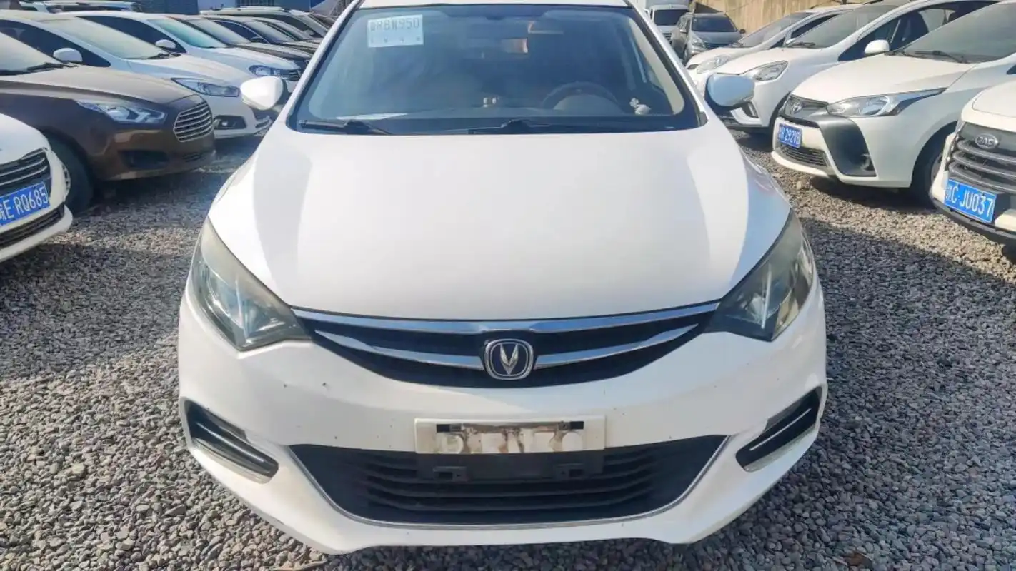 3万多块 刚刚到家 17年长安逸动xt,自动挡高配,全车原版原漆