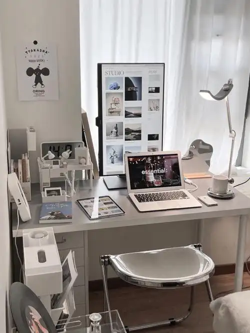 书桌日常一人居卧室靠窗ins风书桌