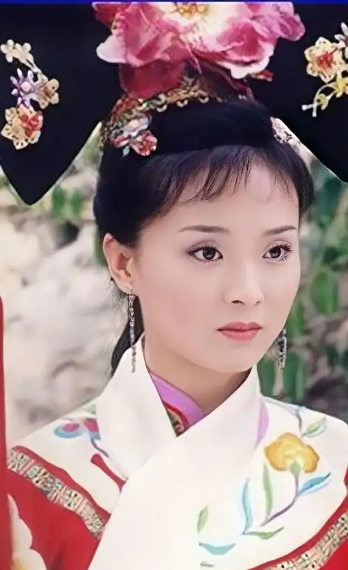 王艳高清冷艳美照娇俏可人