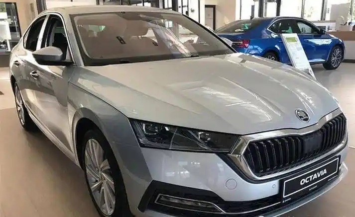 斯柯达要翻身?2021款"明锐"曝光,造型鹰牌,内饰有亮点!