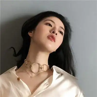 女生海边性感美女头像2020图片聚时一团火散时满天星