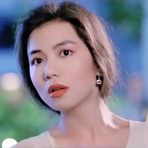 港风女星头像更新几张氛围感很强的美女