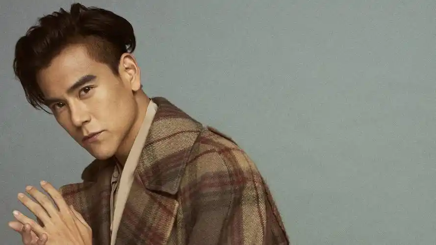 港台明星彭于晏明星风尚壁纸