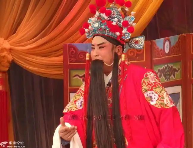 陕西金色丝路文化艺术发展公司在玉池村演出秦腔本戏《铡美案》