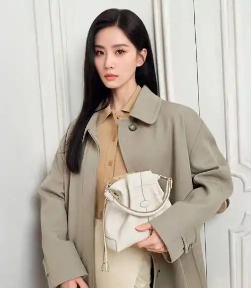 他的个人资料更是令人印象深刻.