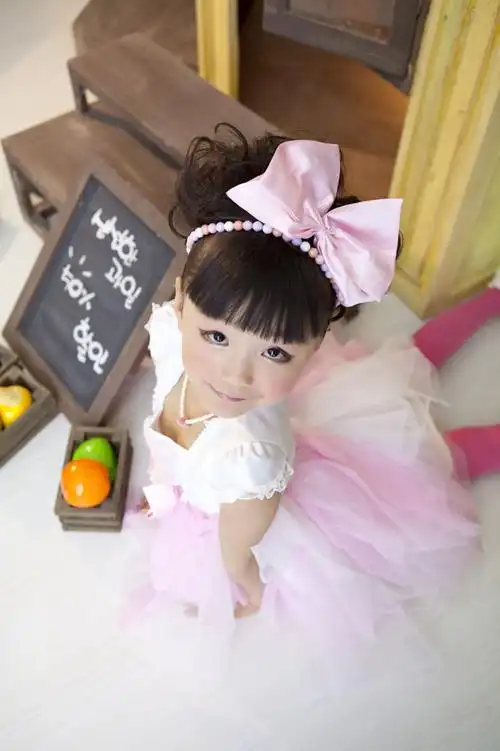 甜心公主小女孩