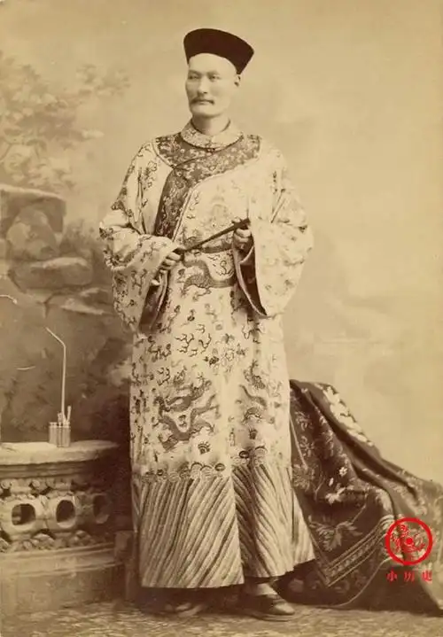 晚清巨人詹世钗身高2.44米,打工挣不够饭钱,出国表演成明星