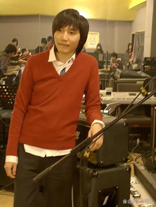 张亚东并未辜负王菲的信任,他通过一部又一部的经典作品,直接将王菲的