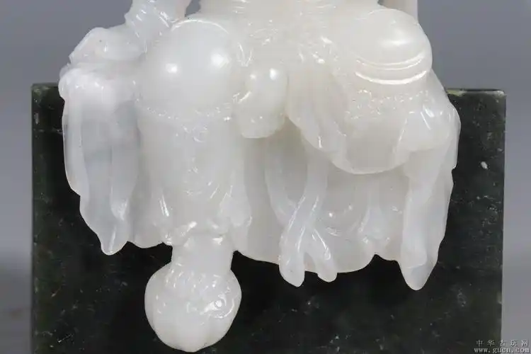 清乾隆,和田白玉自在观音一对
