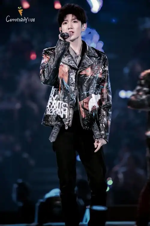 2018王源湖南卫视跨年演唱会_图片_视频集锦-爱豆app