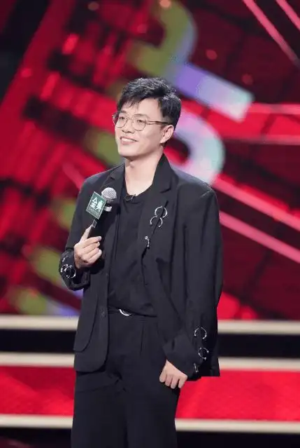 杨波因为黄子华入行脱口秀但我从来没想过要模仿他