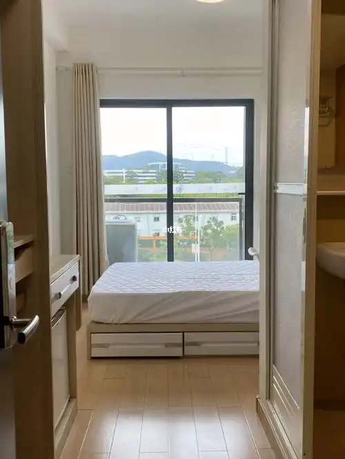 实拍18平方米租金1500