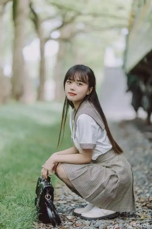 央央:20岁,苏州模特,阳光可爱,艺术感浓烈