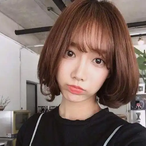 自来卷烫柔顺的内扣发质 内扣发型自己怎么烫?