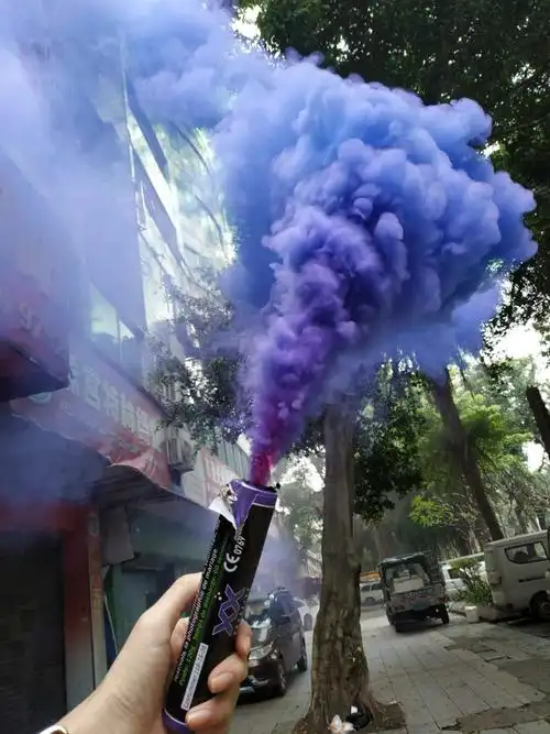 手持彩色烟雾棒 舞台拍摄专用烟棒