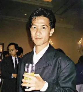 【钟保罗自杀事件】在线收听_雪狸奇异故事_荔枝