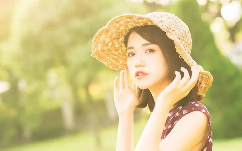 短发女生唯美写真图片桌面壁纸