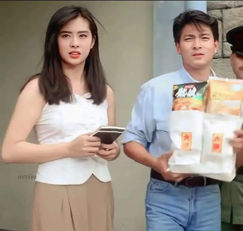 当年正是颜值巅峰期的王祖贤和刘德华[打call] 676767