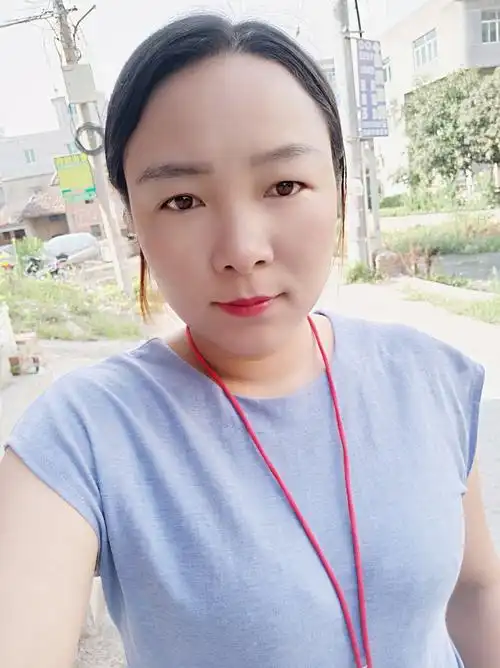 37岁离异女征婚照片(id:1157768)_福建莆田征婚交友_我主良缘网