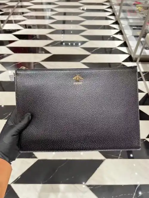 gucci男款手包
