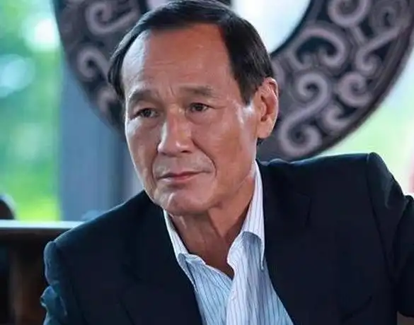 1993年,拍戏时李国豪因道具枪失血身亡,悲痛下"掩盖"了什么?