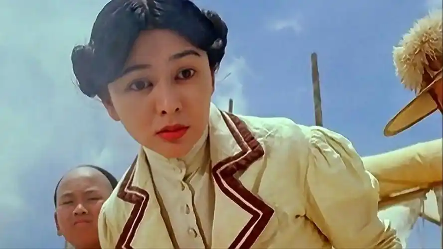 关之琳饰演的十三姨有多好看?一首《焚心以火》,回忆经典