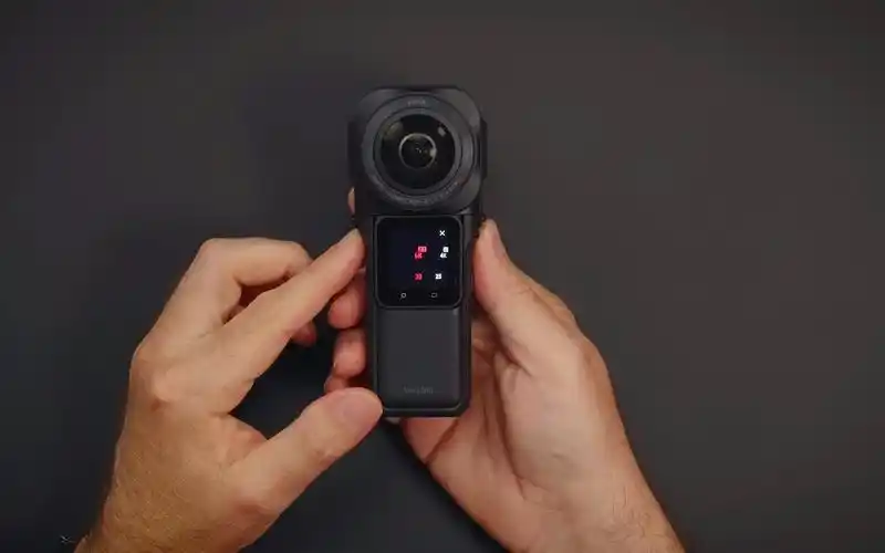 【iphonedo频道测评insta360一英寸全景相机】模块化全景相机 运动