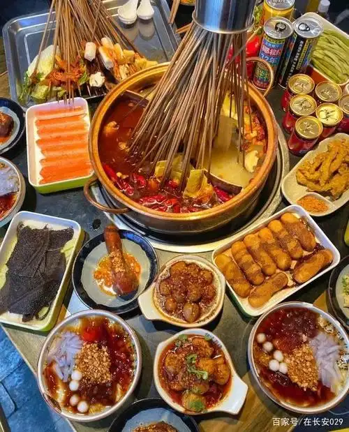 刷爆朋友圈的西安火锅串串榜单top 5实测!麻辣鲜香,简直勾魂