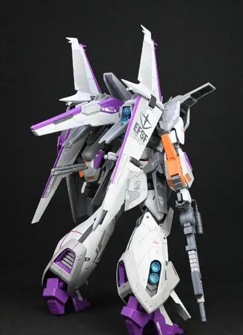 机动战士高达re林德虫z3配色高达模型