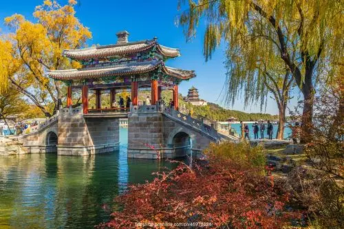 初冬的北京颐和园景色